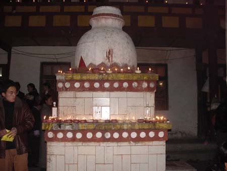 康定元根灯会