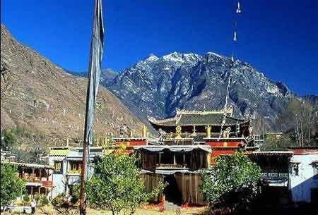 奇葩民族! 揭秘一女嫁多夫的四川神秘女王谷