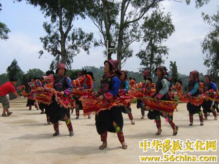 纸马舞 纸马舞