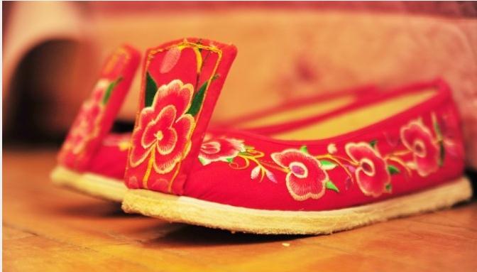 《诗经》爱情诗中的婚俗与民俗 《诗经》爱情诗中的婚俗与民俗