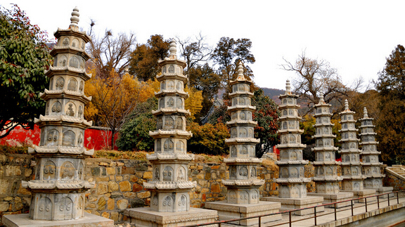 礼仪——绕佛或绕塔的功德、规定、方法 礼仪——绕佛或绕塔的功德、规定、方法