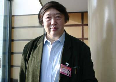 冯骥才: 没人会尊重一个文化上自我糟蹋的民族