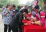 端午节安康，北京中华民族园举行羌族瓦尔俄足节的节日仪式迎来宾
