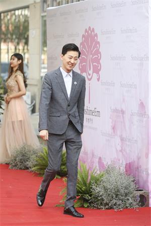 微信图片_20170929154912.jpg00000.jpg \